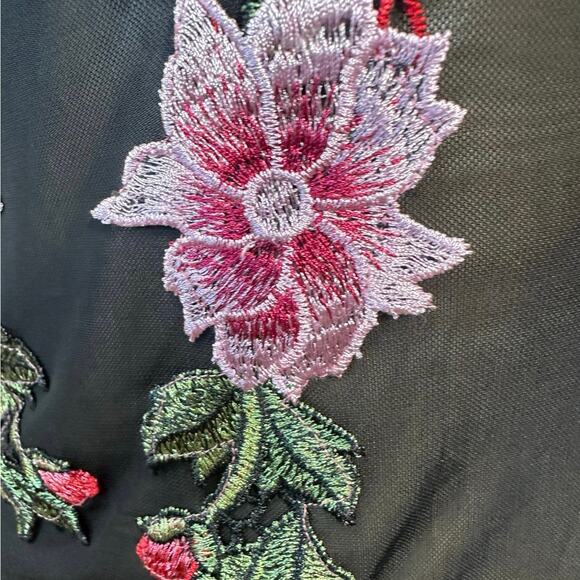 Charlotte Russe Black Mesh Pink Floral Appliqué Bodysuit SZ Medium Fairy Flirty - Picture 14 of 14